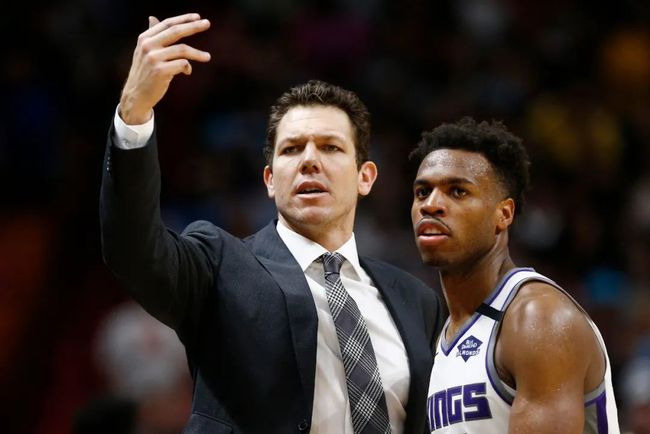 加时末段萨克拉门托国王备战英超，内部沟通细节曝光，话题不断，细节决定成败的简单介绍